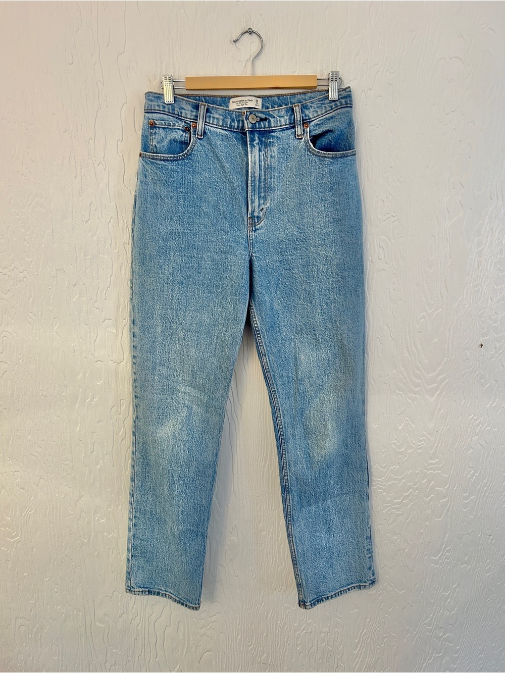 ABERCROMBIE 90s Straight Ultra High Rise Jeans Blue 29/8 Medium Wash